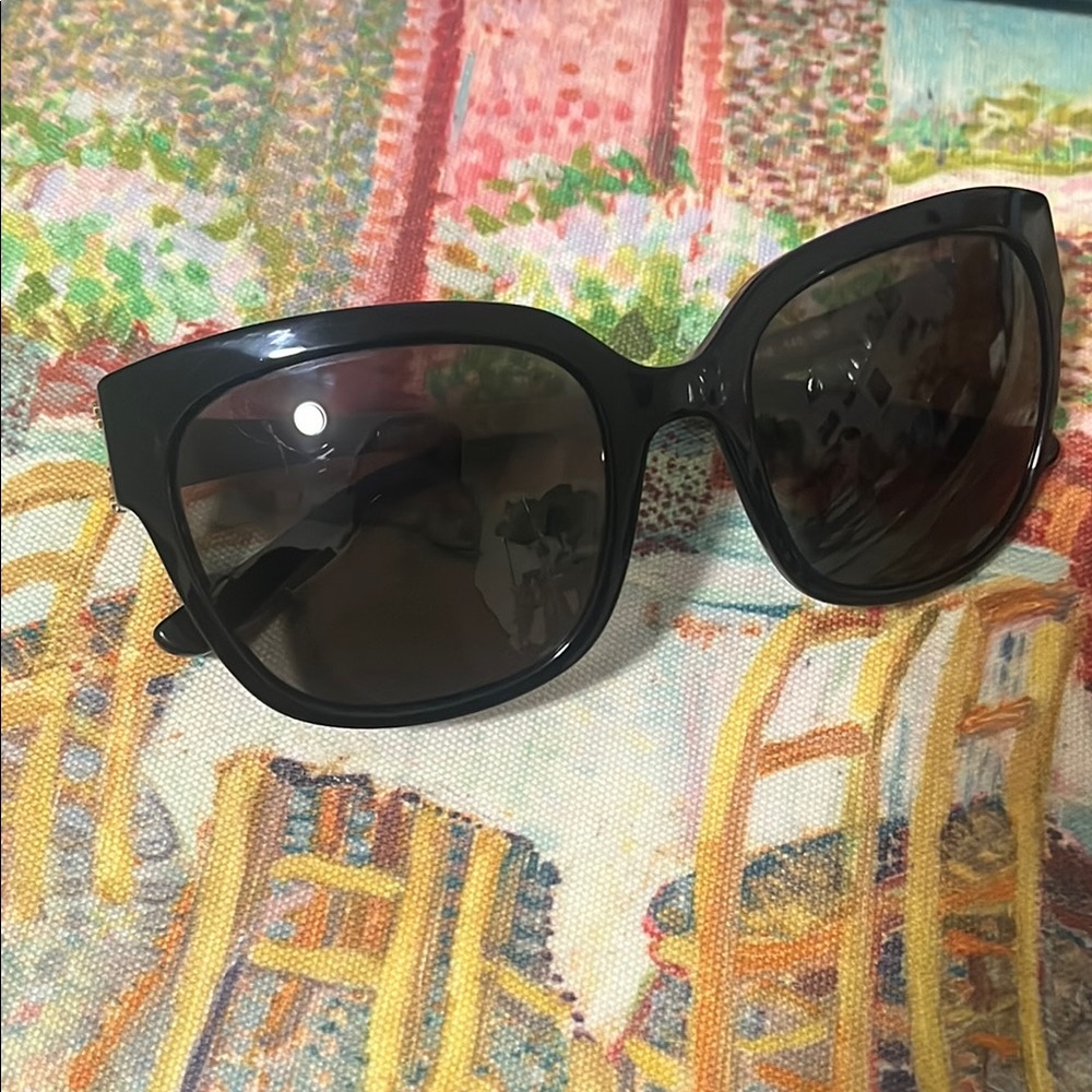 Tory Burch Black Oversized Sunglasses with dust bag